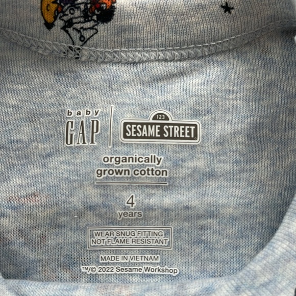 BabyGap Sesame Street organic cotton holiday pajamas - Picture 9 of 9